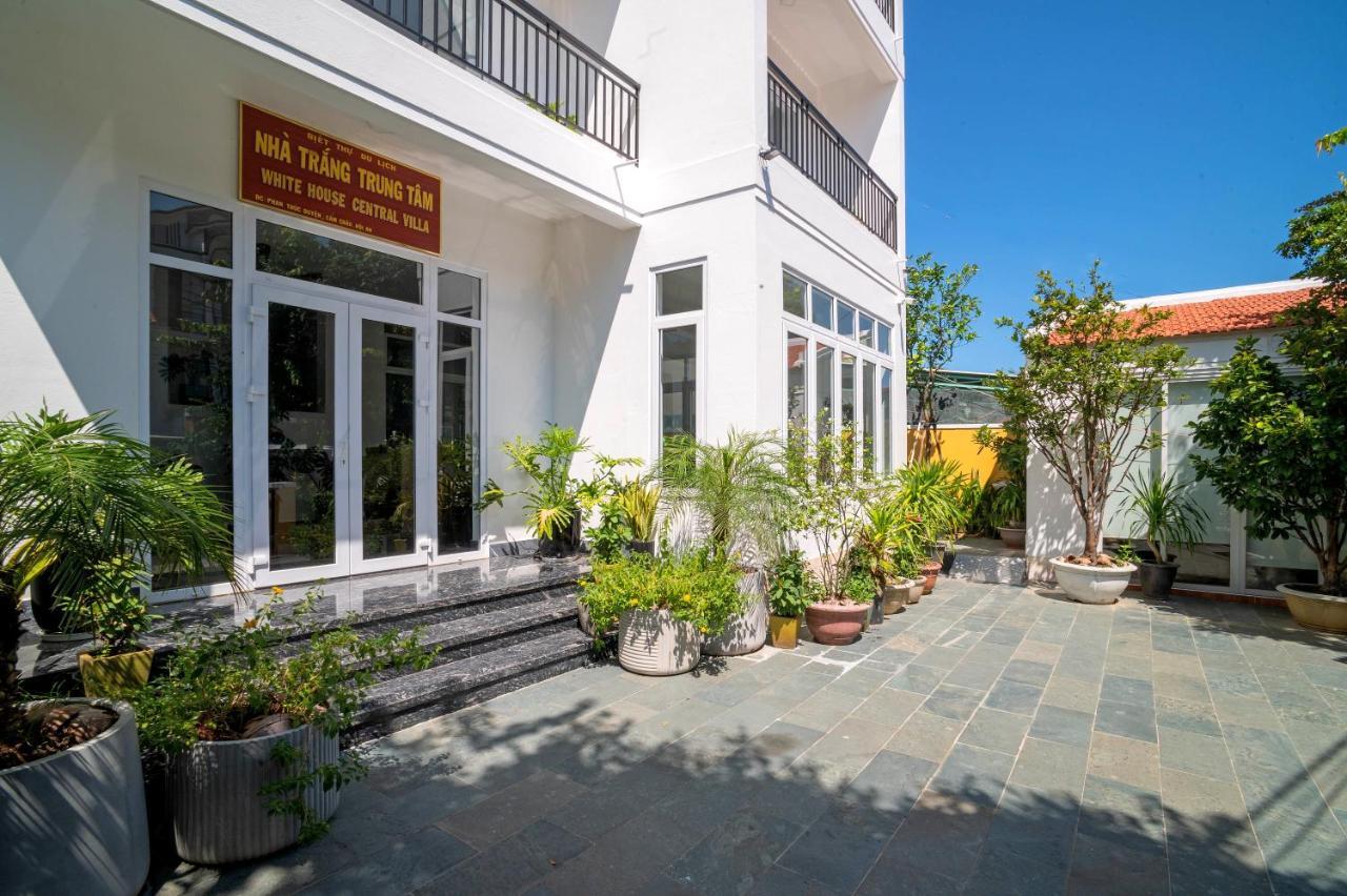 White House Central Villa Hoi An Bagian luar foto